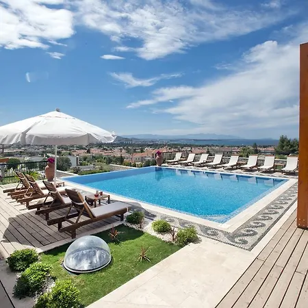 Villarenk Hotel