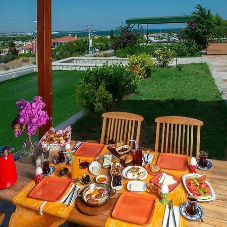Villarenk Hotel