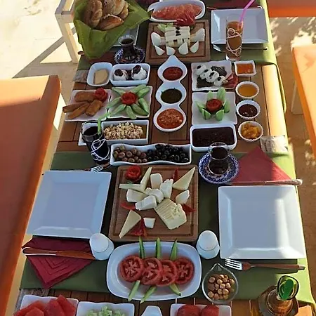 Villarenk מלון 3*